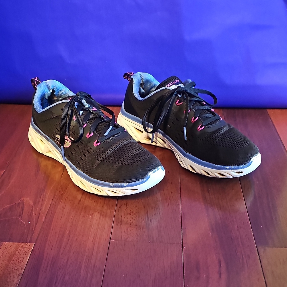 Skechers Black and Pink Athletic Shoes